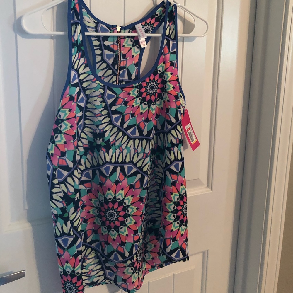 NWT racer-back top